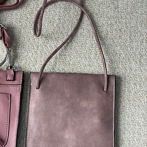 2 crossbody bags Lot of 2 purple faux leather bag - Picture 4 of 7